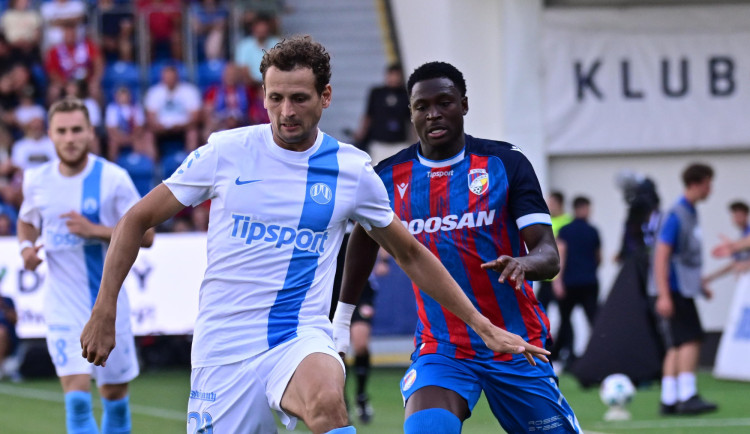Skvělý start Slovanu do ligy. V Plzni vyhrál 3:1