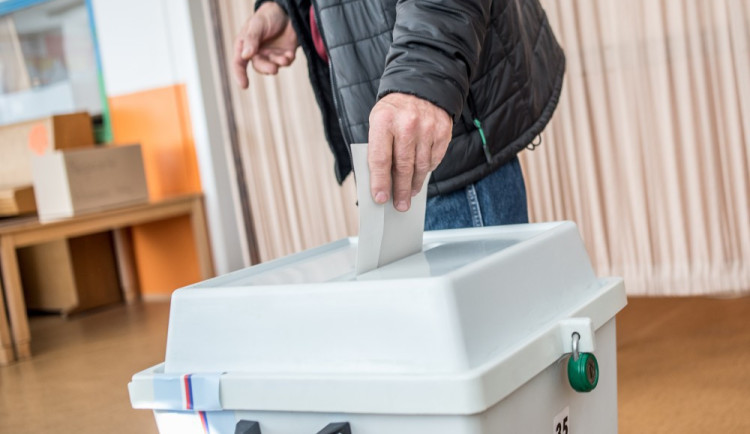 Do Senátu chce z obvodu v Libereckém kraji jen pět lidí, je to nejméně za třicet let