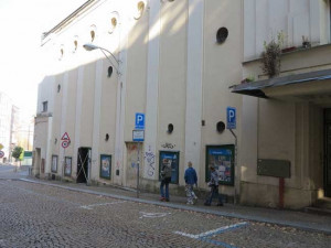 Varšava z Frýdlantské ulice