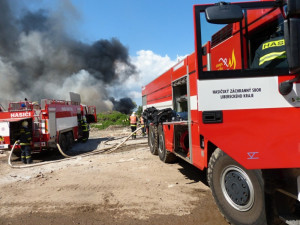 Požár skládky v Druzcově