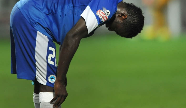 Dzon Delarge nechal na hřišti všechno a po zápase věnoval svůj dres fanynce.