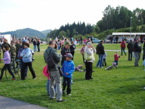 Lidí dorazilo do Vesce dost
