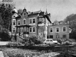 A takhle, když v ní sídlil Jedličkův ústav. Foto: katerinky.cz