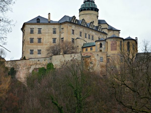 První zájemci si odvezli stavební buňky z Frýdlantu