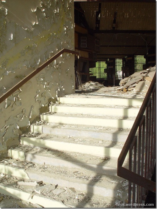 Pavilon A LVT v roce 2003 - schodiště