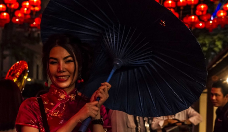 Nový čínský rok se slaví i v Thajsku - v čínské čtvrti