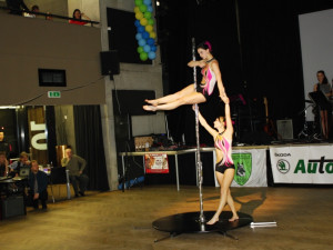 Pole dance Duo Bonitas