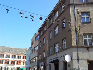 Na Papíráku připravují demolici vybydleného domu