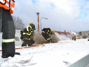 Požár ve Volgogradské ulici. Foto: HZS LK