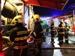 Požár v továrně Agba