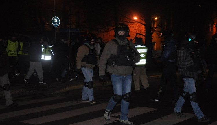 Do Liberce se sjelo 300 francouzských fanoušků, policie zatím práci neměla