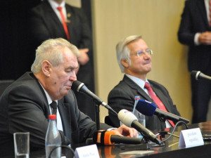 První den prezidentské návštěvy v Libereckém kraji