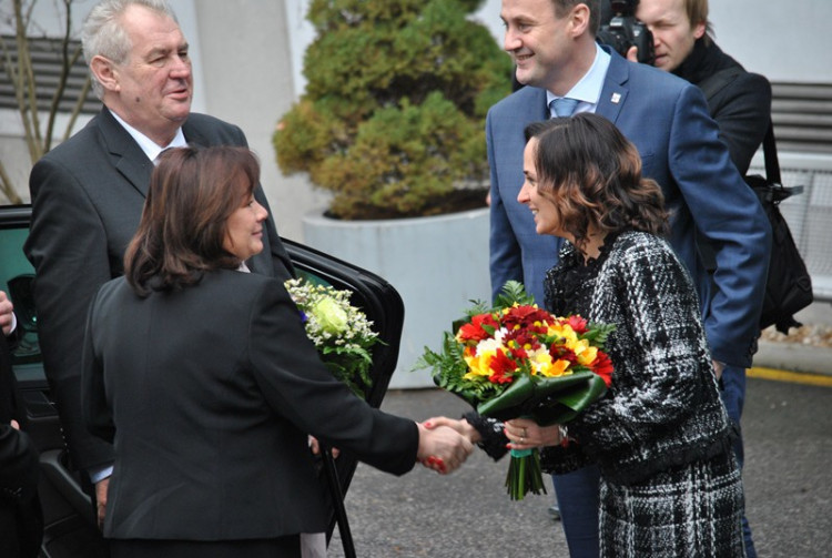 První den prezidentské návštěvy v Libereckém kraji