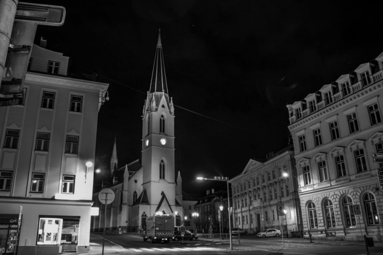 Noční Liberec pohledem Martina Škrabálka