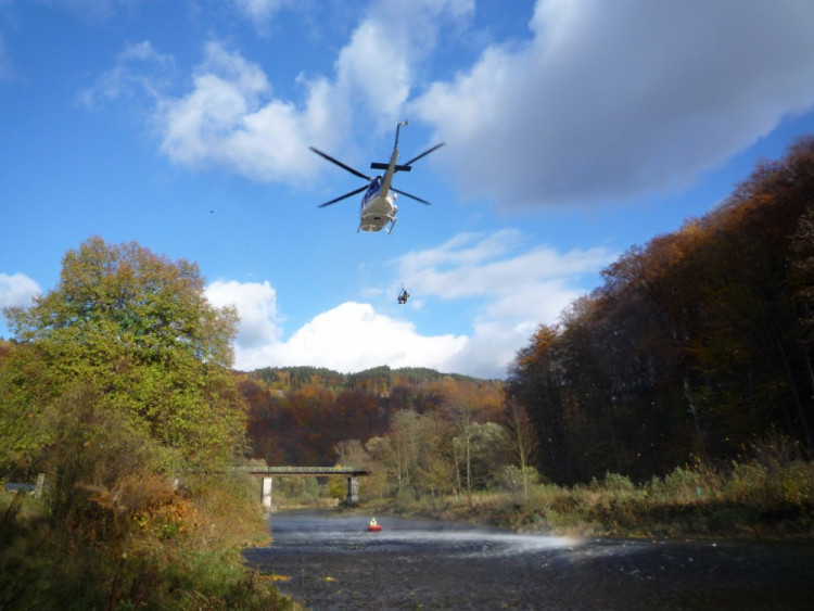 Cvičení vrtulníků na Liberecku