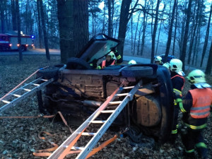 Hasiči cvičně zasahovali u těžké nehody