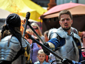 Jarmark před libereckou radnicí