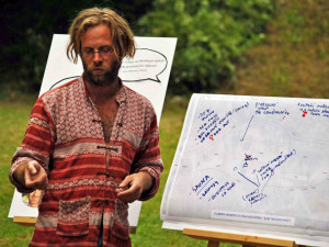 Lidé přišli na projednávání obnovy Lesního koupaliště