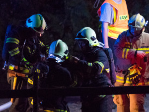 Požár skládky na Proseči