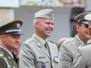 Pietní akt před libereckou radnicí