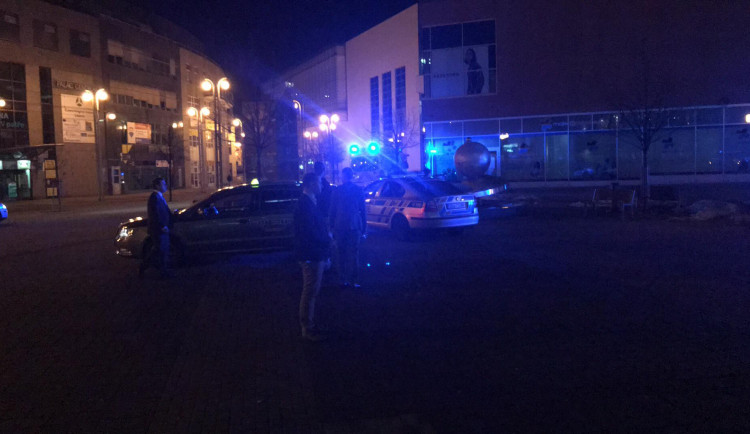 Hasiči zasahují ve Foru