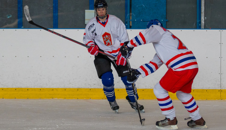 Sdruženáři poměřili síly s biatlonisty v hokeji