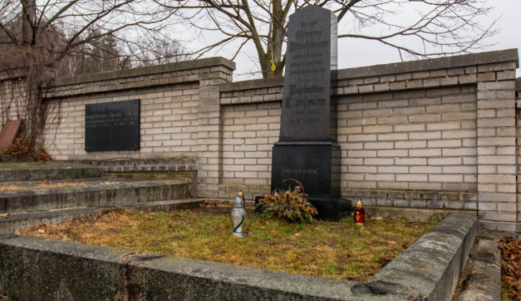 Hejnický hřbitov nabízí hroby k adopci a zájem je nemalý