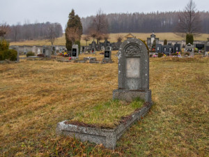 Hejnický hřbitov nabízí hroby k adopci a zájem je nemalý