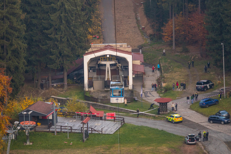 Pád lanovky na Ještědu