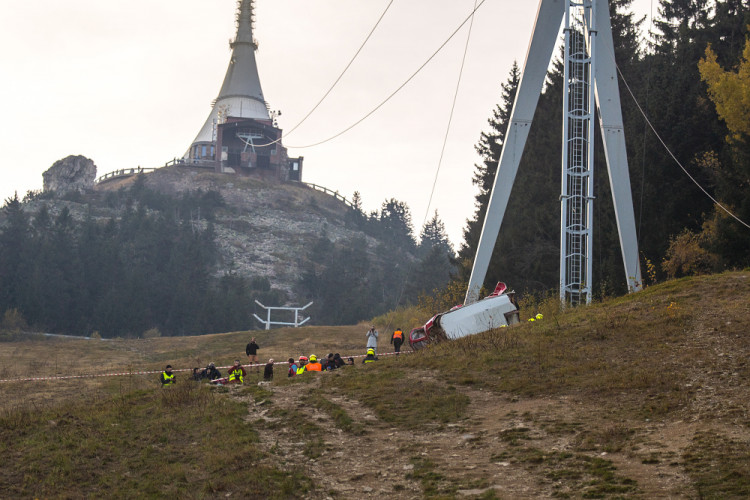 Pád lanovky na Ještědu