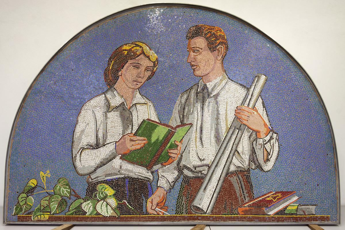 Mozaiku z 50. let zachránili restaurátoři