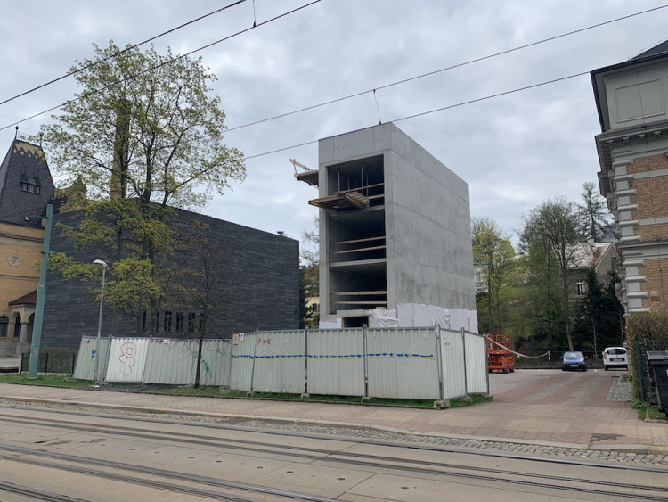 Stavba penzionu na Masarykově třídě