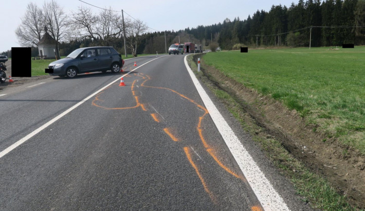 Nehoda motorek u Loužnice