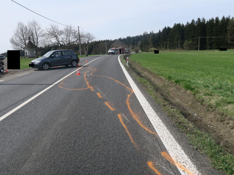 Nehoda motorek u Loužnice