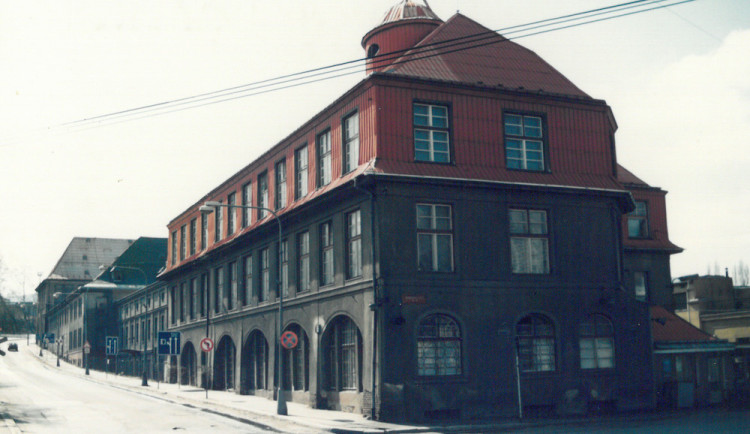 Historie Centra Babylon