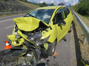 Nehoda na silnici mezi Libercem a Jabloncem