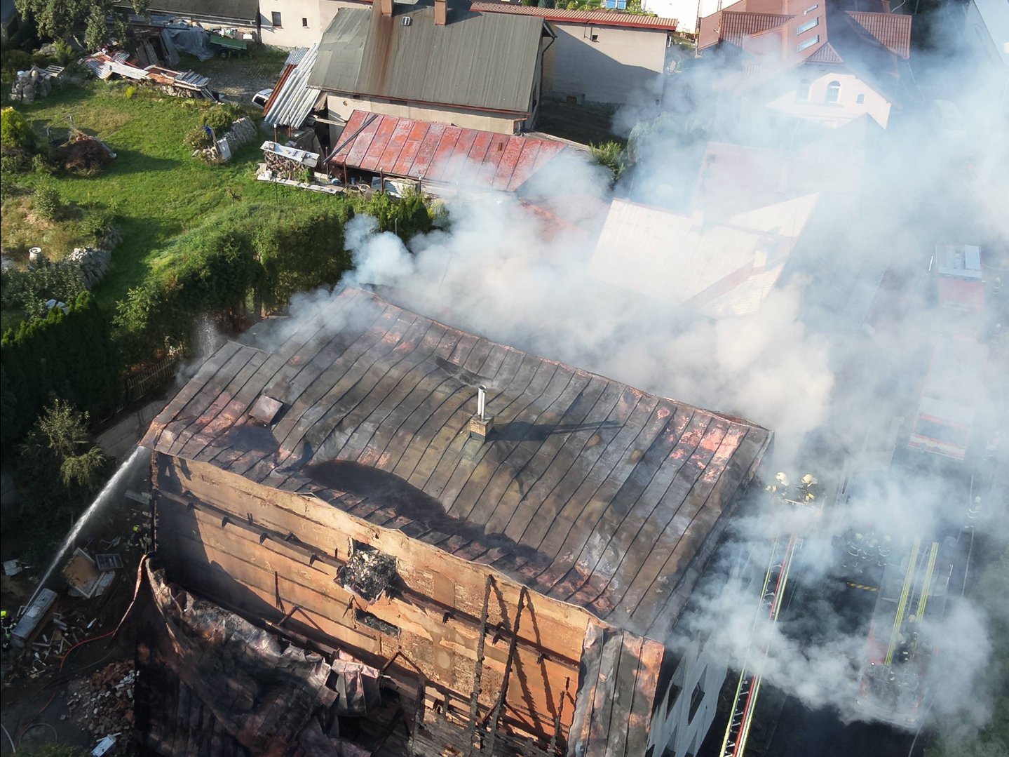 Požár rekonstruovaného penzionu v Tanvaldě