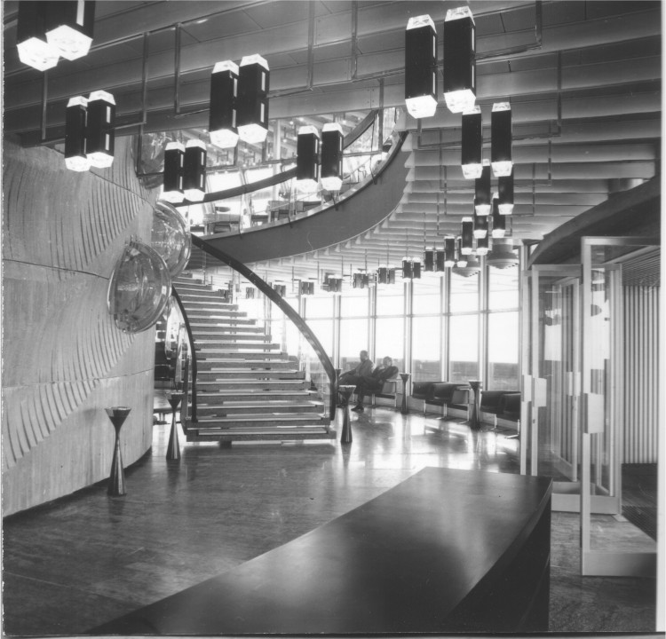 Hotel a vysílač Ještěd slaví 50 let od otevření