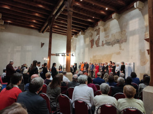 Netradiční přehlídka historických kostýmů připomněla závažnost rakoviny. Modely se stali sami pacienti