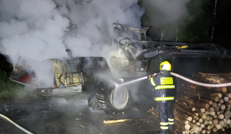 Požár harvestoru v Jindřichovicích