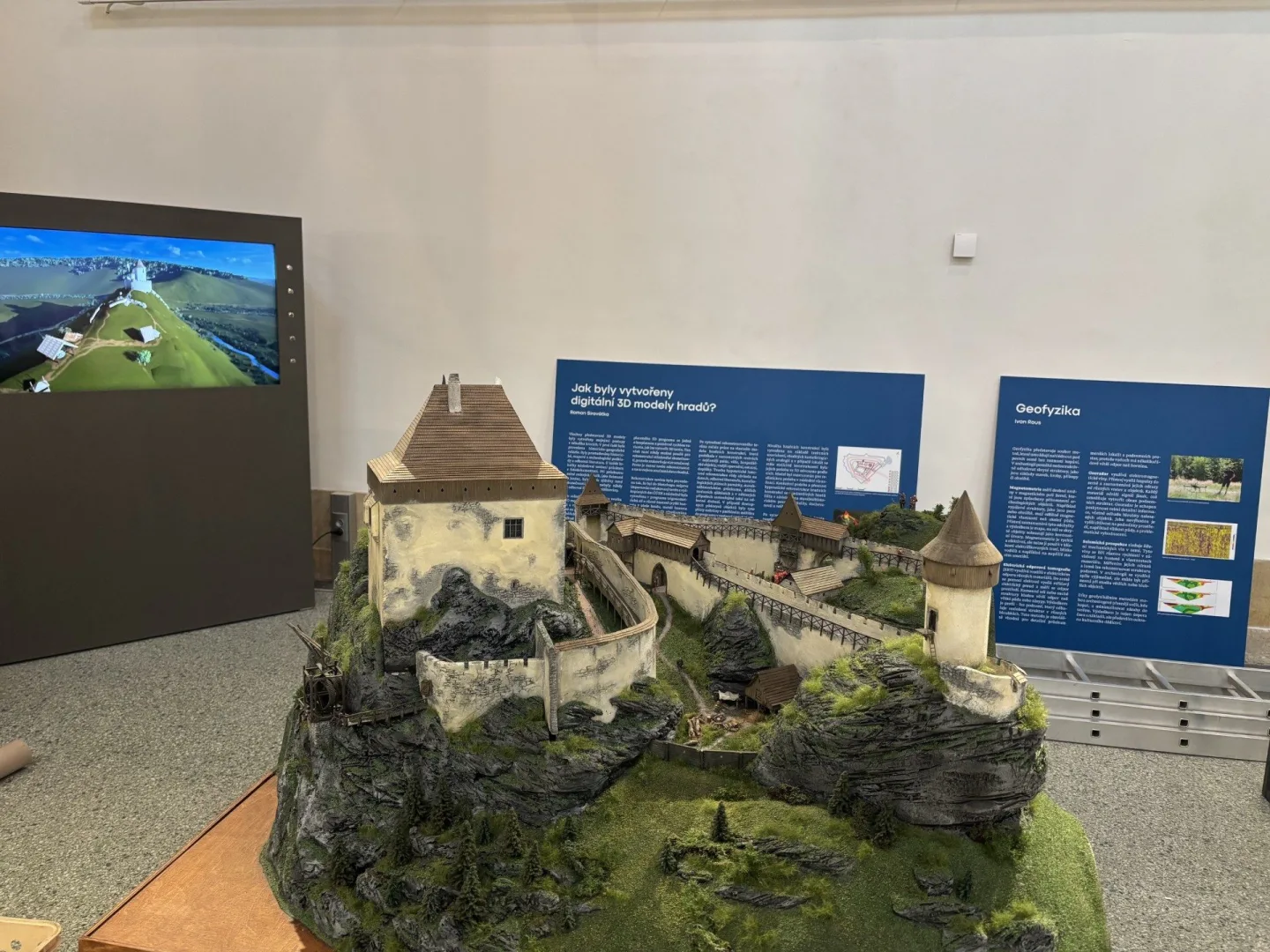 Severočeské muzeum láká na výstavu o hradech