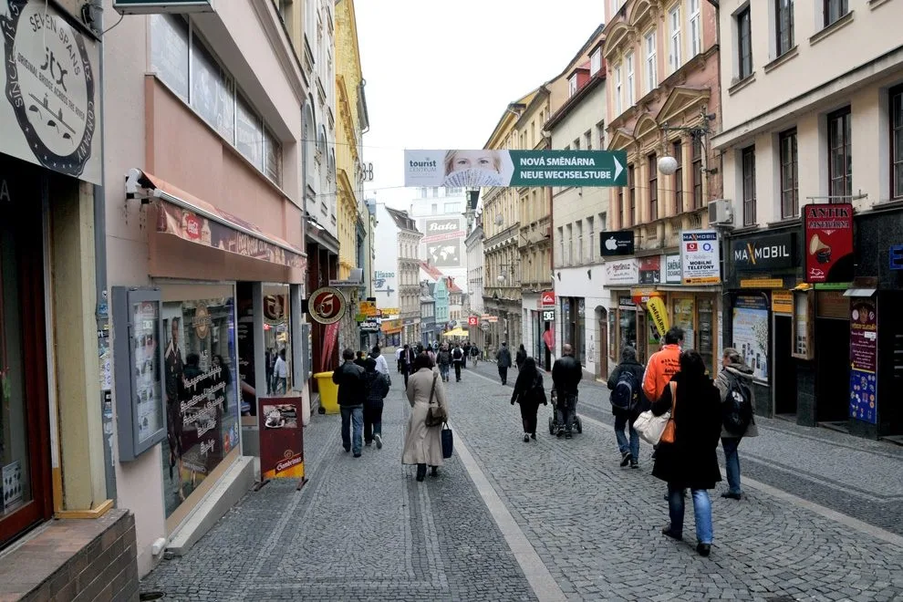 Pražská ulice v Liberci.