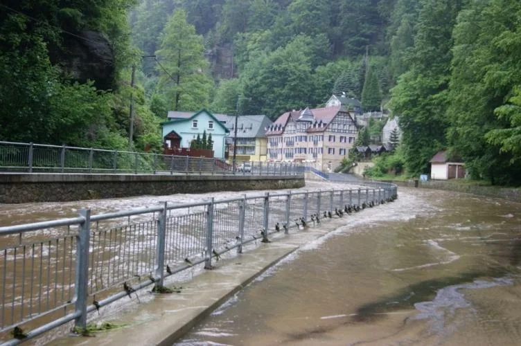 Hřensko. I sem může jít pomoc z Liberecka. Foto: HZS UK