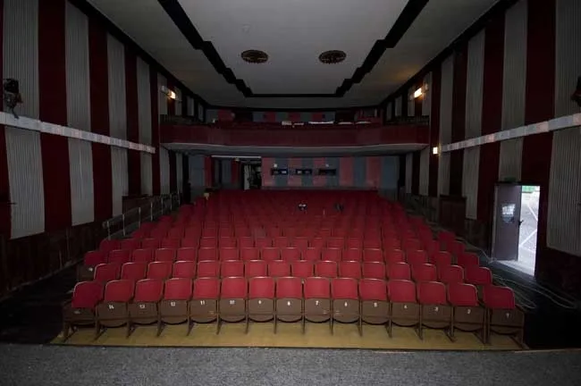 Kino Varšava.