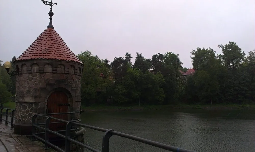 Přehrada Harcov.