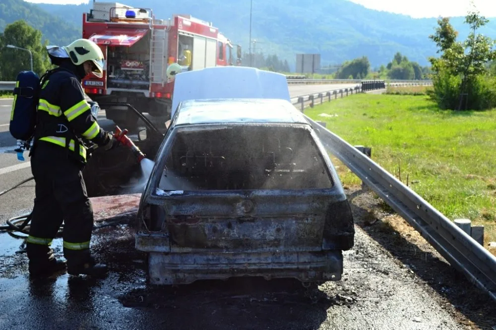 Požár Felicie. Foto: HZSLK