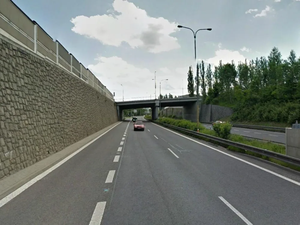 Nájezd na průtah Libercem. Foto: Street View