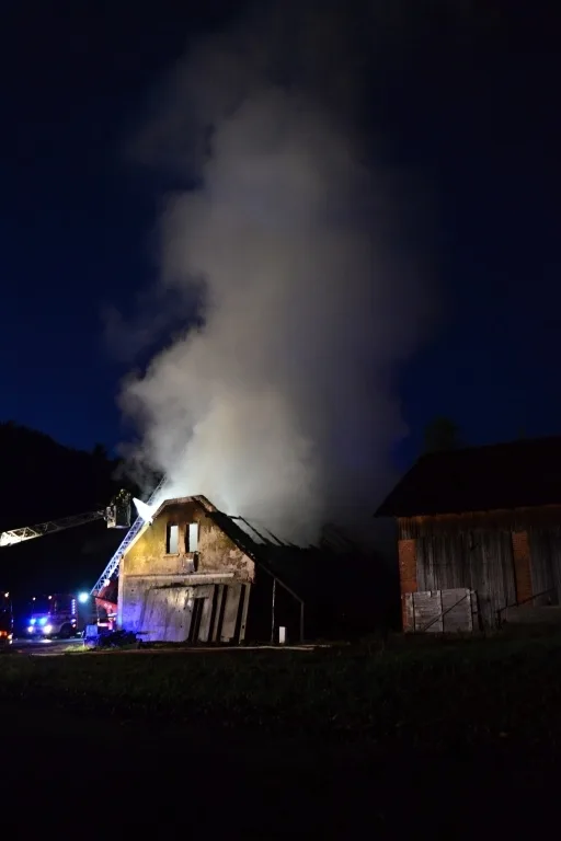 Požár ve Starém Dubu. Foto: HZSLK