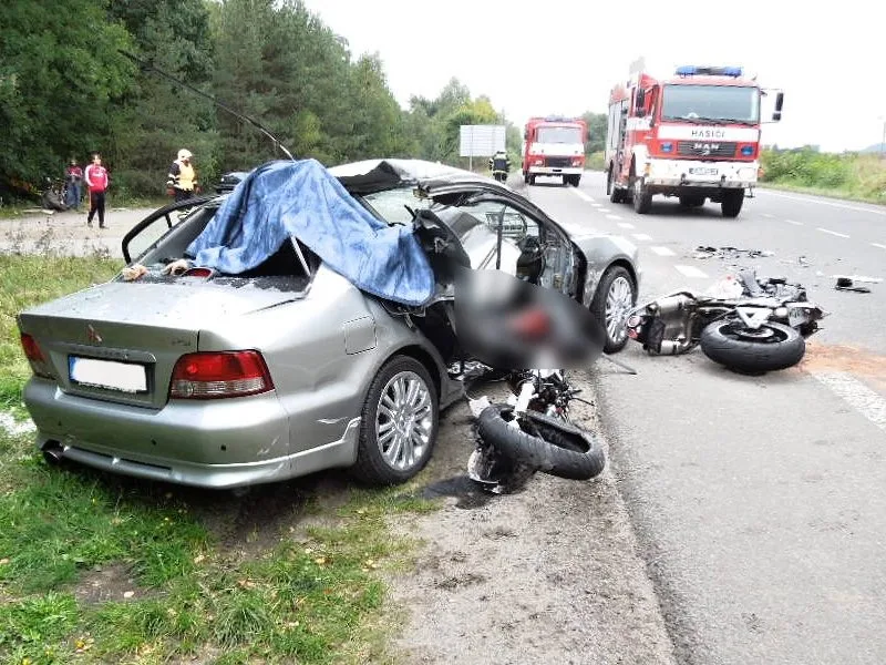 Tragická nehoda u Doks. Foto: HZSLK/stanice Česká Lípa