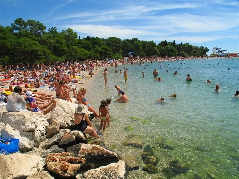 Kolem BG Travel je několik nesrovnalostí